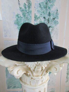 WOOL FEDORA, LARGE, 23" Size 7 1/4, MIDNIGHT BLUE, ALMOST BLACK w NAVY HATBAND
